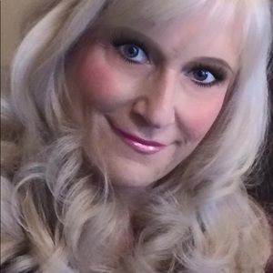 Meet your Posher, D'ann